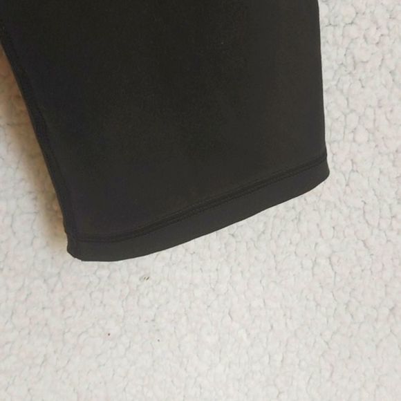 Vsx Victoria's Secret Black Capris - Picture 5 of 6